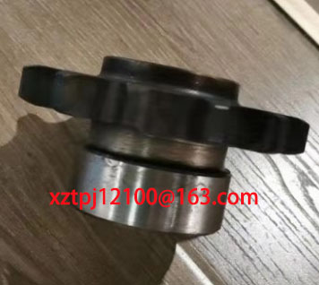 ABG8720摊铺机上链轮零件号80909054